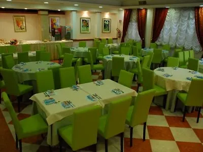 President פומזיה